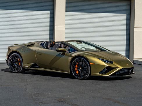 Used 2023 Lamborghini Huracan EVO RWD image 10