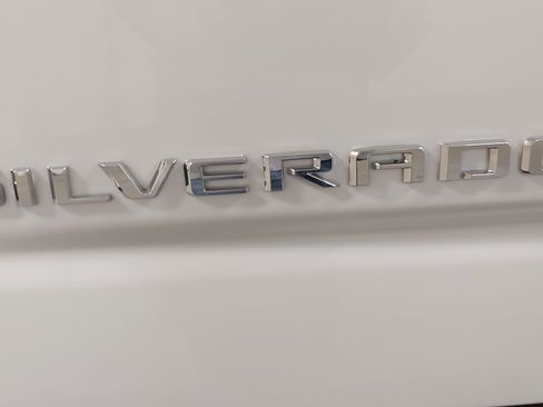 Used 2019 Chevrolet Silverado 1500 RST image 32