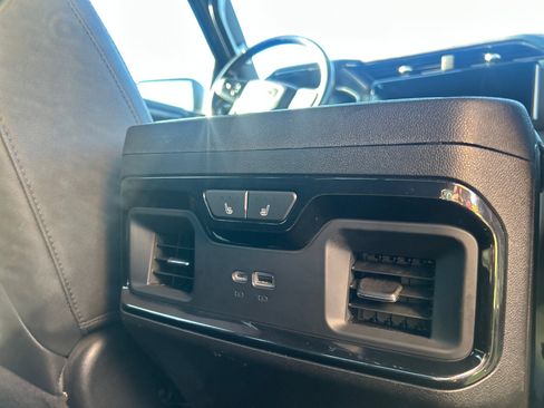 Used 2022 GMC Sierra 1500 AT4 w/ AT4 Premium Package image 21