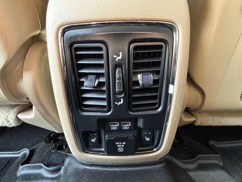 Used 2015 Jeep Grand Cherokee Limited w/ Trailer Tow Group IV AWD/4WD image 21