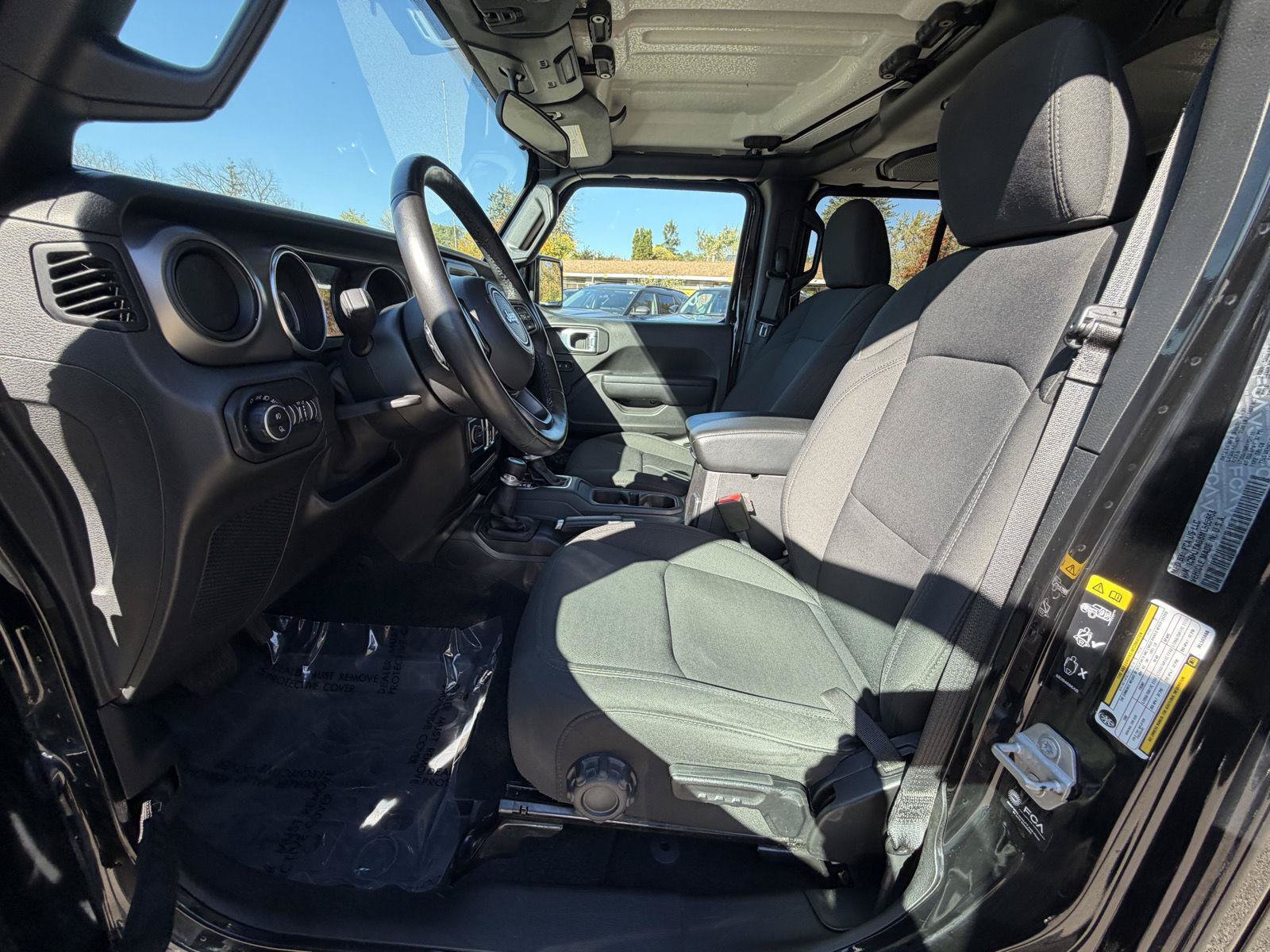Used 2021 Jeep Gladiator Sport AWD/4WD image 11