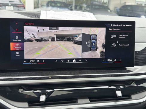 Used 2026 BMW X7 M60i AWD/4WD image 21