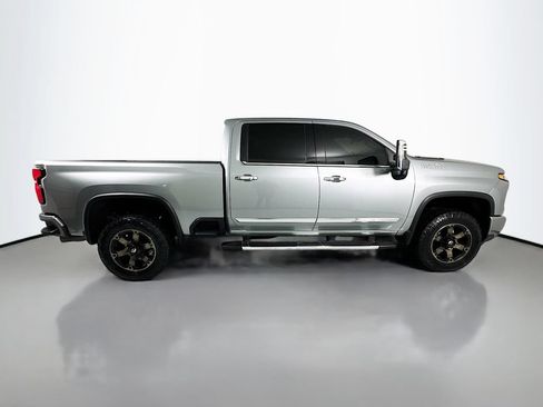 Used 2024 Chevrolet Silverado 3500 High Country w/ High Country Premium Package AWD/4WD image 8
