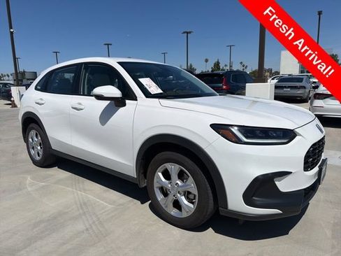 Used 2024 Honda HR-V LX image 1