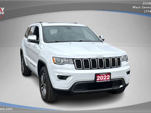 Used 2022 Jeep Grand Cherokee Limited image 3