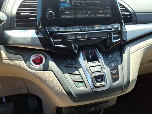 Used 2019 Honda Odyssey EX-L image 15