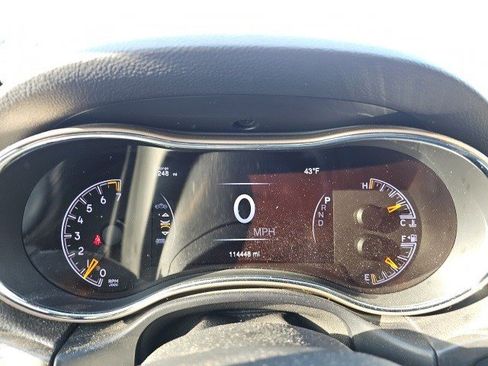 Used 2017 Jeep Grand Cherokee Limited w/ Trailer Tow Group IV image 21