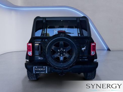 Used 2024 Ford Bronco Black Diamond AWD/4WD image 6