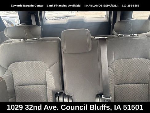Used 2017 Ford Explorer XLT w/ Equipment Group 201A FWD image 24