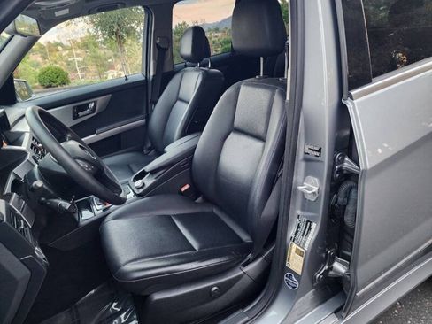 Used 2011 Mercedes-Benz GLK 350 2WD image 22