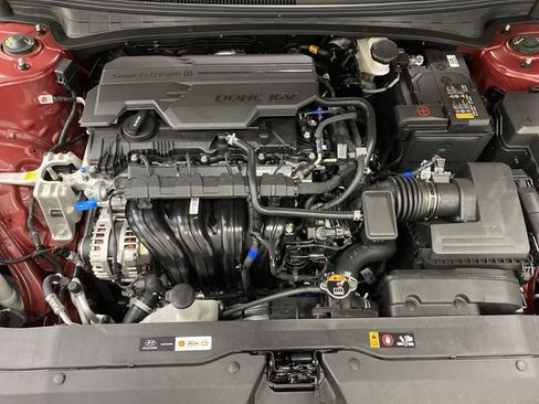 New 2025 Hyundai Elantra Sport image 31