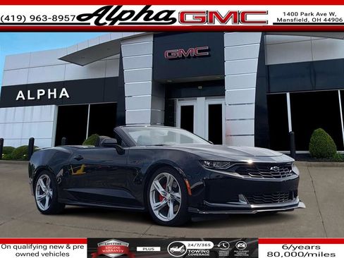 Used 2021 Chevrolet Camaro LT image 1