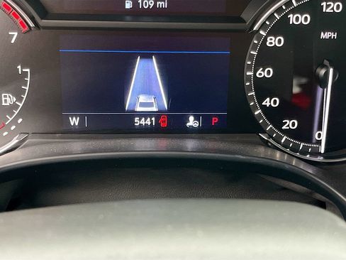 Used 2025 Cadillac CT4 Luxury w/ Cold Weather Package AWD/4WD image 12
