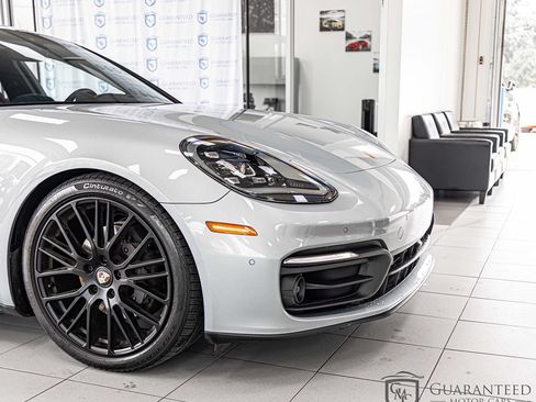 Used 2023 Porsche Panamera Platinum Edition RWD image 4