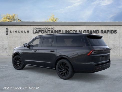 New 2026 Lincoln Navigator L Reserve AWD/4WD image 4