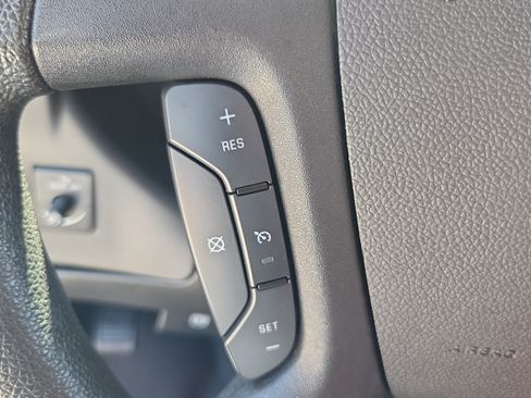 Used 2023 GMC Savana 2500 w/ Driver Convenience Package RWD image 24