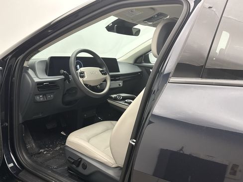 Used 2024 Kia EV6 Wind image 10