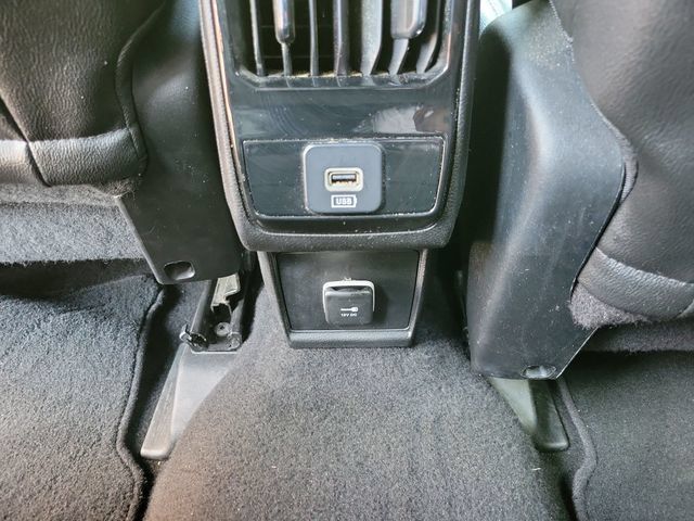 Used 2024 Jeep Compass Limited AWD/4WD image 17
