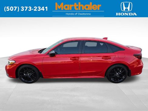 Used 2025 Honda Civic Sport image 2