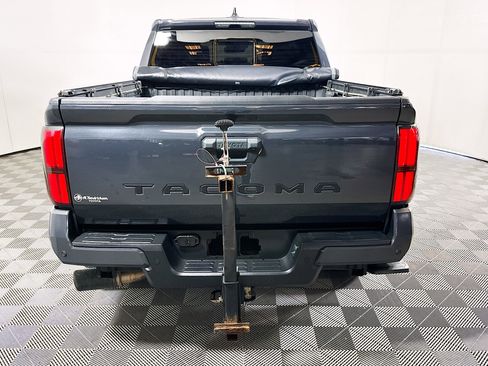 Used 2024 Toyota Tacoma TRD Sport w/ TRD Sport Upgrade Package RWD image 4