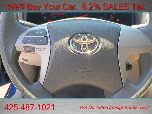Used 2011 Toyota Camry LE FWD image 12