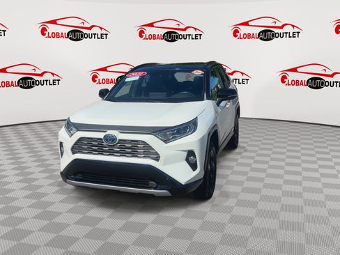 Used 2021 Toyota RAV4 XSE w/ XSE Grade Weather Package AWD/4WD image 3