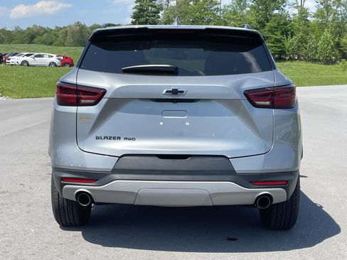 Used 2023 Chevrolet Blazer LT w/ Convenience Package AWD/4WD image 4