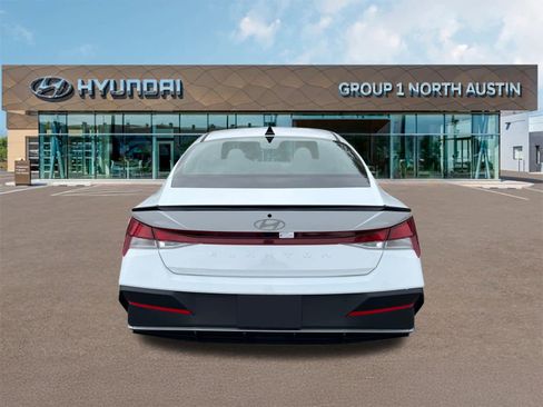 New 2025 Hyundai Elantra Sport image 6