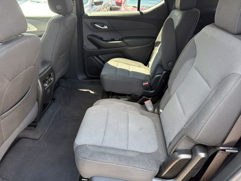 Used 2023 Chevrolet Traverse LT AWD/4WD image 26