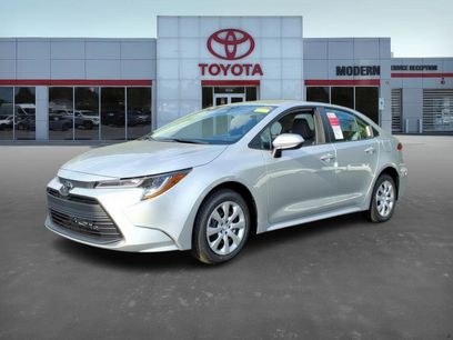 New 2025 Toyota Corolla LE