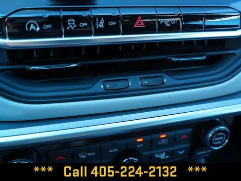 Used 2025 Jeep Compass Limited AWD/4WD image 40