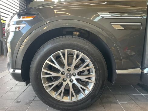Used 2024 Genesis GV80 2.5T AWD/4WD image 19