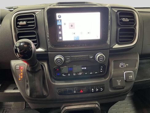 Used 2025 RAM ProMaster 3500 w/ Quick Order Package 22G SLT FWD image 12