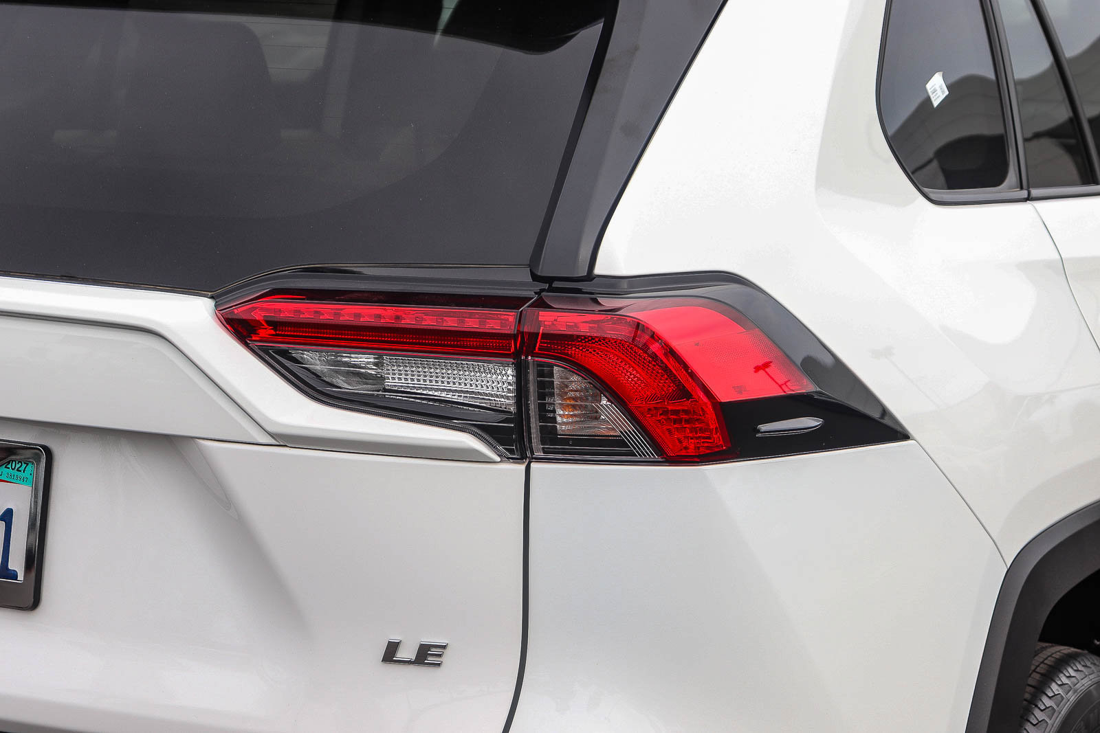 Used 2025 Toyota RAV4 LE FWD image 8