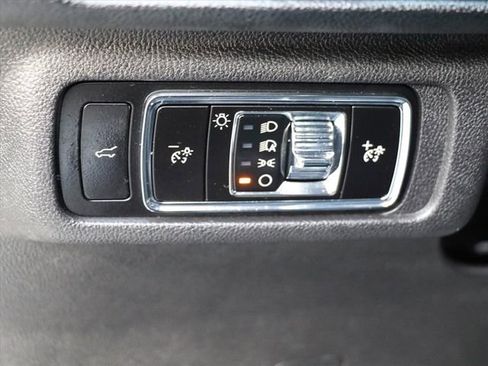 Used 2023 Lincoln Corsair FWD image 30