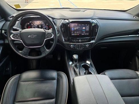 Certified 2023 Chevrolet Traverse Premier w/ Redline Edition AWD/4WD image 16