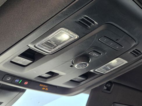 Used 2021 Chevrolet Tahoe Z71 w/ Rear Media and Nav Package image 7