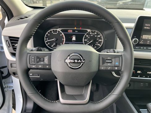 New 2026 Nissan Rogue SV image 10