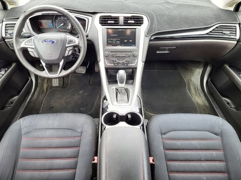 Used 2016 Ford Fusion SE FWD image 28