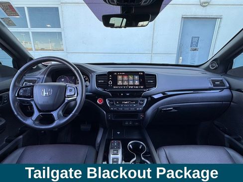 Used 2025 Honda Ridgeline Black Edition image 7