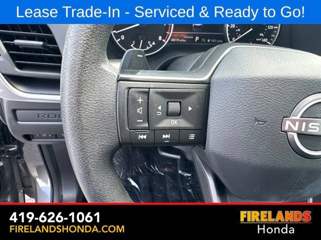Used 2025 Nissan Rogue S FWD image 16