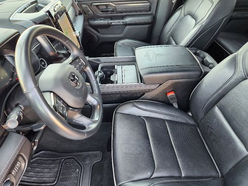 Used 2024 RAM 1500 Limited image 12