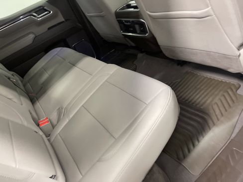 Used 2024 Chevrolet Silverado 1500 LTZ w/ LTZ Convenience Package II AWD/4WD image 21