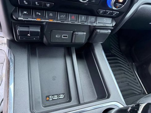 Used 2021 GMC Sierra 1500 Denali w/ Technology Package image 12