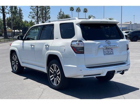 Used 2023 Toyota 4Runner Limited RWD image 4