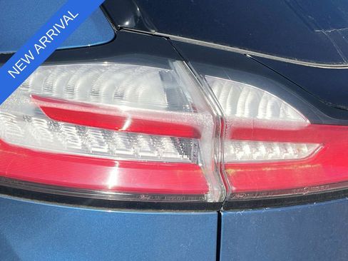 Used 2019 Ford Edge ST w/ Convenience Package image 9