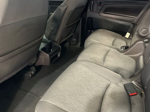 Used 2019 Honda Odyssey EX image 5