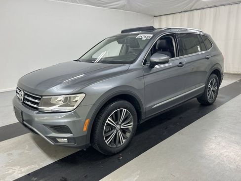 Used 2018 Volkswagen Tiguan SEL AWD/4WD image 5