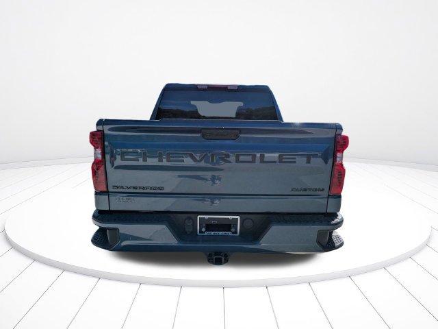 Used 2024 Chevrolet Silverado 1500 Custom w/ Turbomax Blackout Package RWD image 5