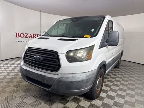 Used 2016 Ford Transit 250 130 Low Roof image 4